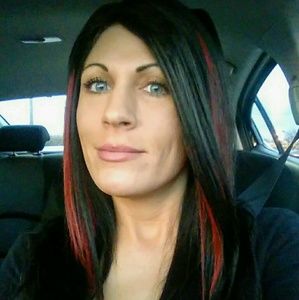 Meet your Posher, Carla